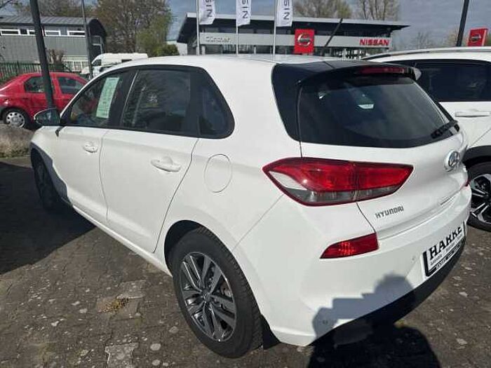 Hyundai i30 1.4 T-GDI DCT Trend