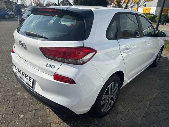 Hyundai i30 1.4 T-GDI DCT Trend