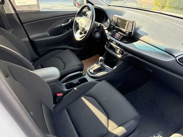 Hyundai i30 1.4 T-GDI DCT Trend