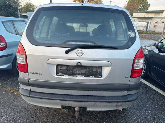 Opel Zafira 1,8 16V Elegance
