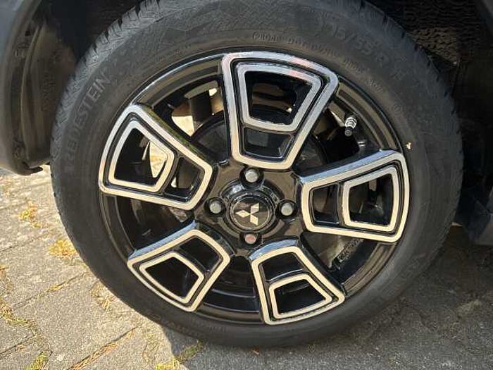 Mitsubishi Space Star 1.2 Edition 100+