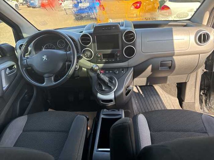 Peugeot Partner Tepee Diesel BlueHDi 120 Stop&Start Outdoor