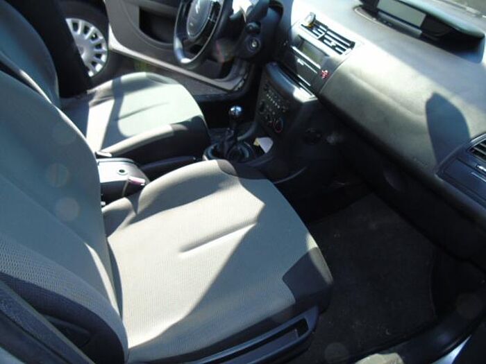Nissan X-Trail Tekna BC Anh.kupplung, Ganzjahresreifen, Pano.dach, Kamera, Navi, Leder