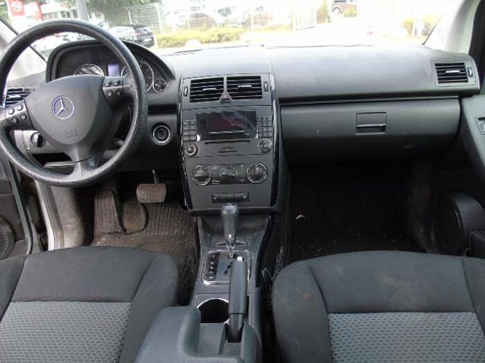 Mercedes-Benz A A 150 5-türig Klima, Sitzheizung, Tempomat, RadioCD (169.031)