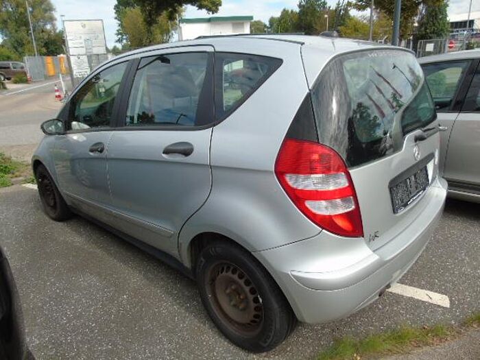 Mercedes-Benz A A 150 5-türig Klima, Sitzheizung, Tempomat, RadioCD (169.031)