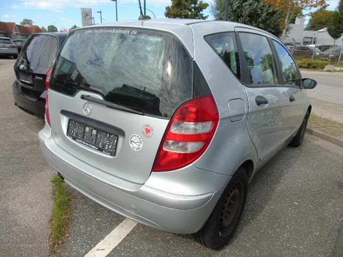Mercedes-Benz A A 150 5-türig Klima, Sitzheizung, Tempomat, RadioCD (169.031)