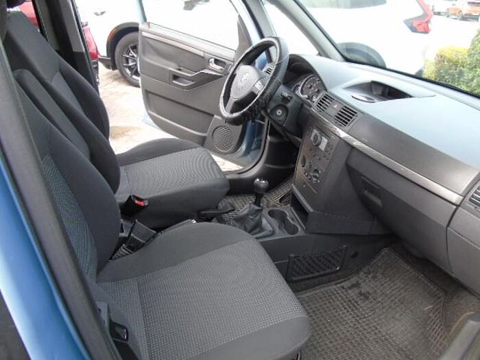 Opel Meriva Twinport Edition, Klima, RadioCD/MP3, el.Fensterheber, usw. Edition